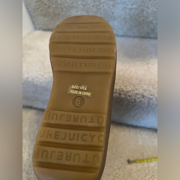 New Juicy Couture Snowflake black bootie 6M - Picture 5 of 8